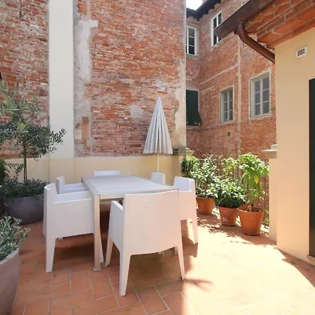 Arcobaleno In Center Town With Terrace