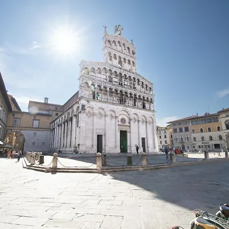 Arcobaleno In Center Town With Terrace Lucca