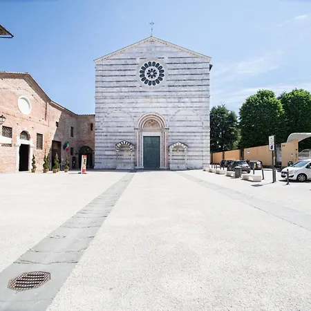 Arcobaleno In Center Town With Terrace *