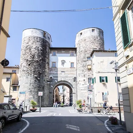 Arcobaleno In Center Town With Terrace * Lucca